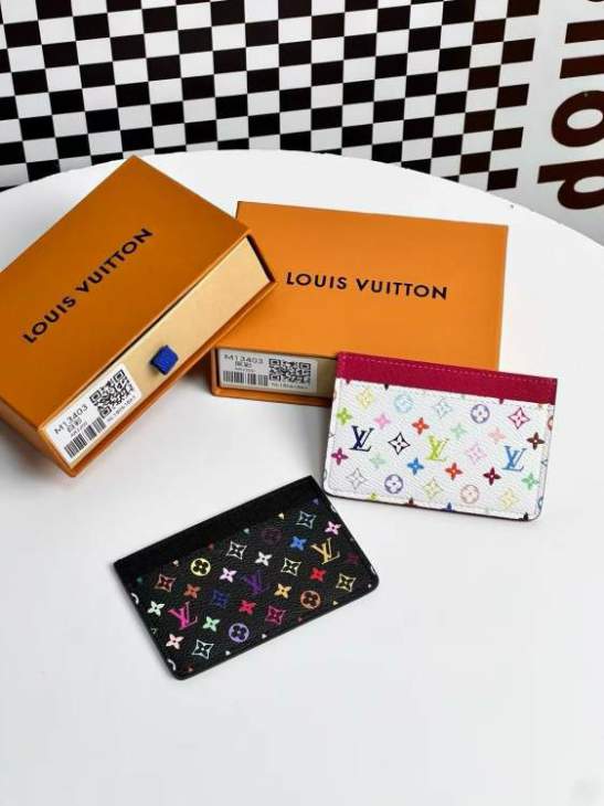 Picture of Louis Vuitton Wallets _SKUfw202700050fw